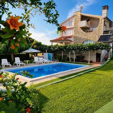 Bella Mare 1 Bedroom Terrace A5 *