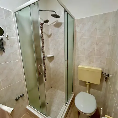 Bella Mare 1 Bedroom Terrace A5 شقة *